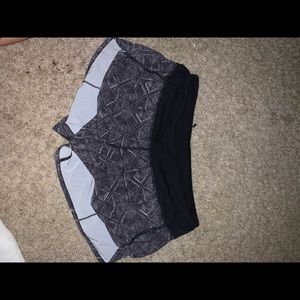 Lululemon speed up low rise short 2.5”